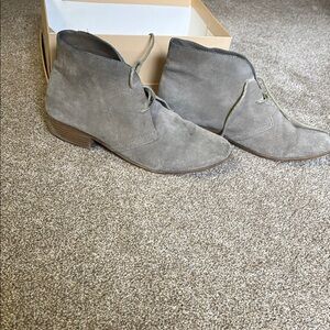 Mossimo Supply Co. Gray Ankle Boots